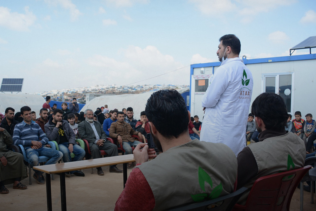 بدأ فريق السلامة والصحة حملات التوعية من وباء كورونا في شمال سوريا